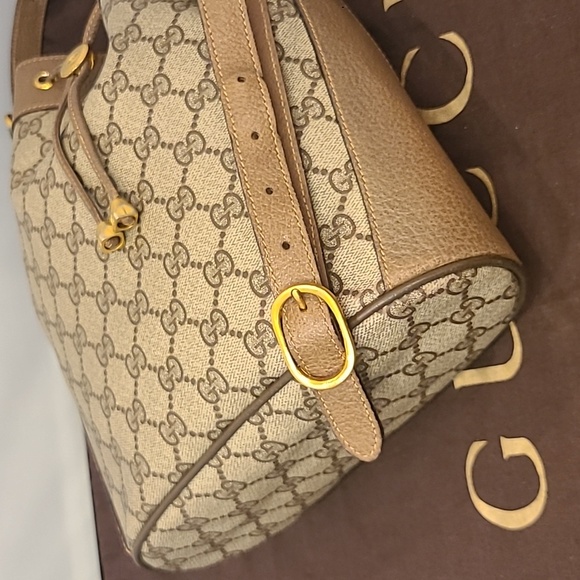 GUCCI ACCESSORIES VINTAGE 70’S WEB SHERRY DRAWSTRING GG SUPREME COATED BUCKETBAG - Picture 13 of 17